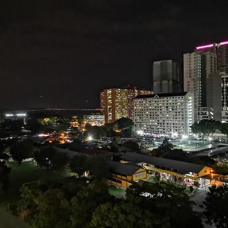 Strait Garden Suites X Ace Pro @ George Town Jelutong Eksteriør billede