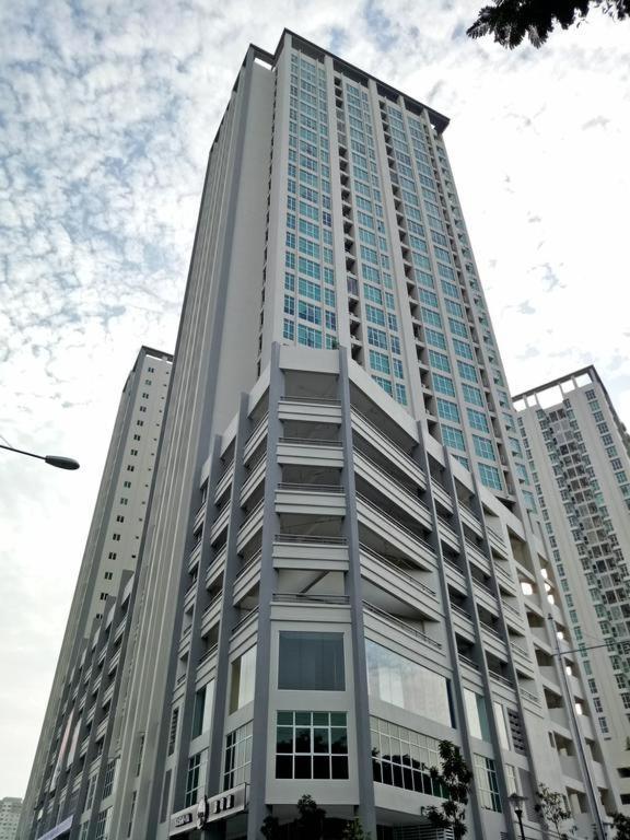 Strait Garden Suites X Ace Pro @ George Town Jelutong Eksteriør billede