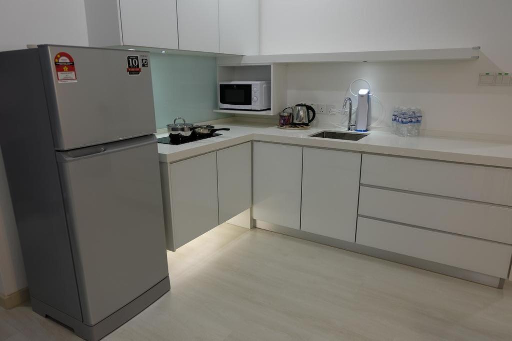 Strait Garden Suites X Ace Pro @ George Town Jelutong Eksteriør billede