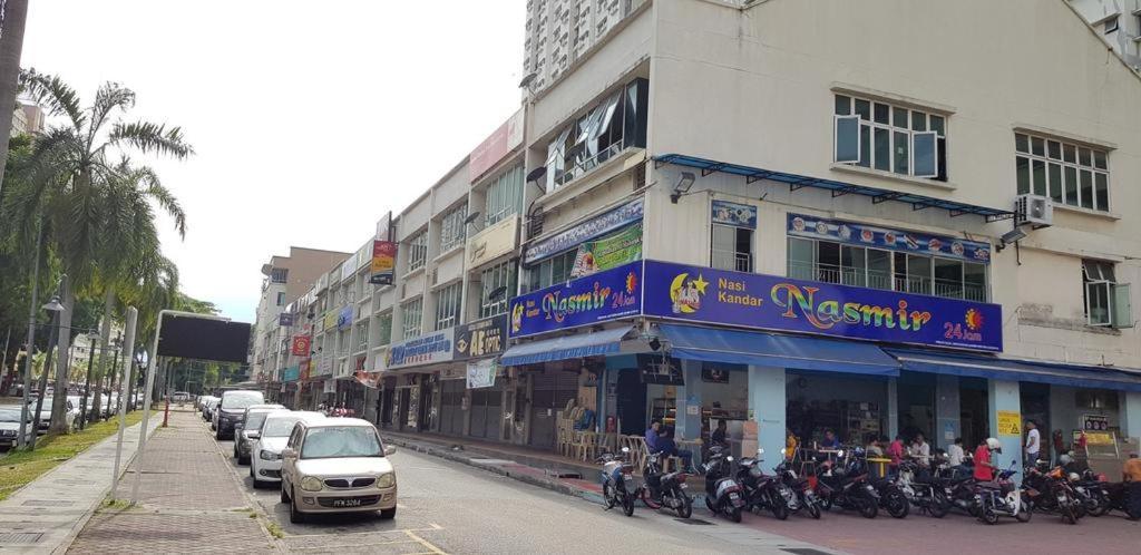 Strait Garden Suites X Ace Pro @ George Town Jelutong Eksteriør billede