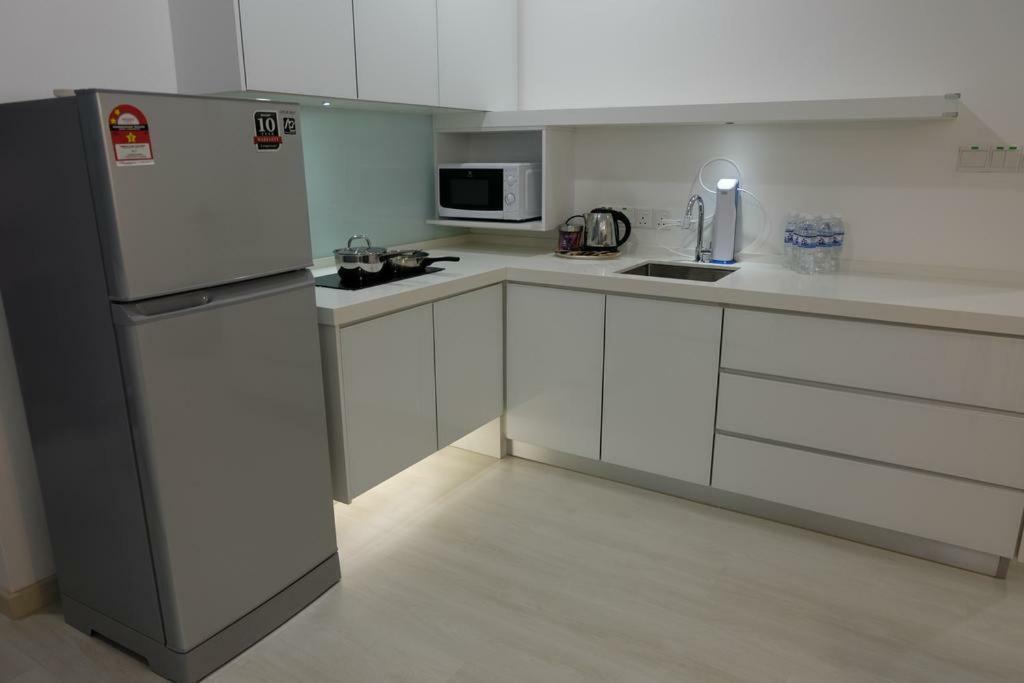 Strait Garden Suites X Ace Pro @ George Town Jelutong Eksteriør billede