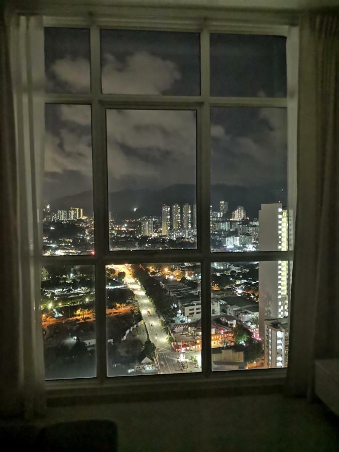 Strait Garden Suites X Ace Pro @ George Town Jelutong Eksteriør billede